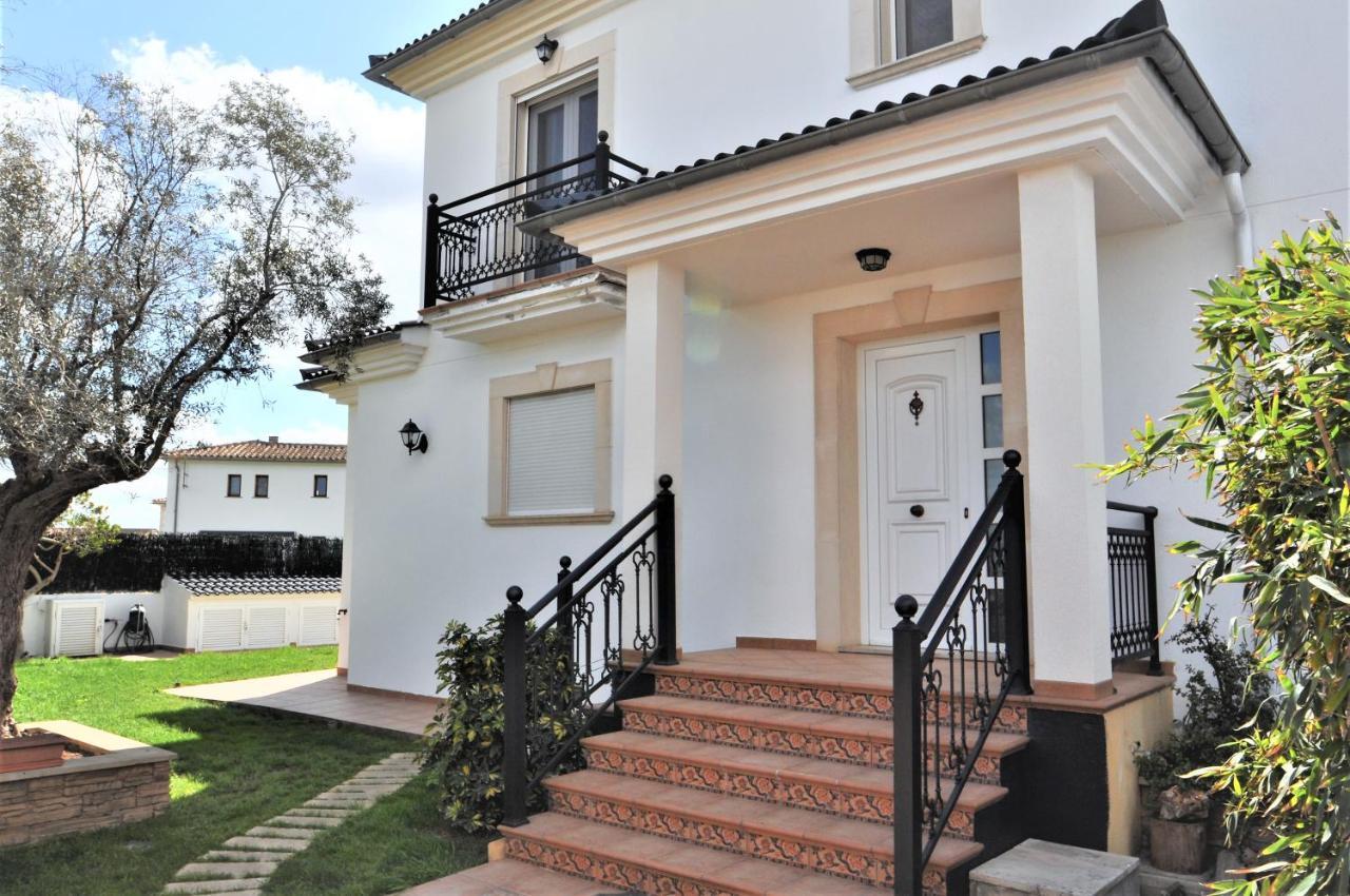 Carmen Villa *